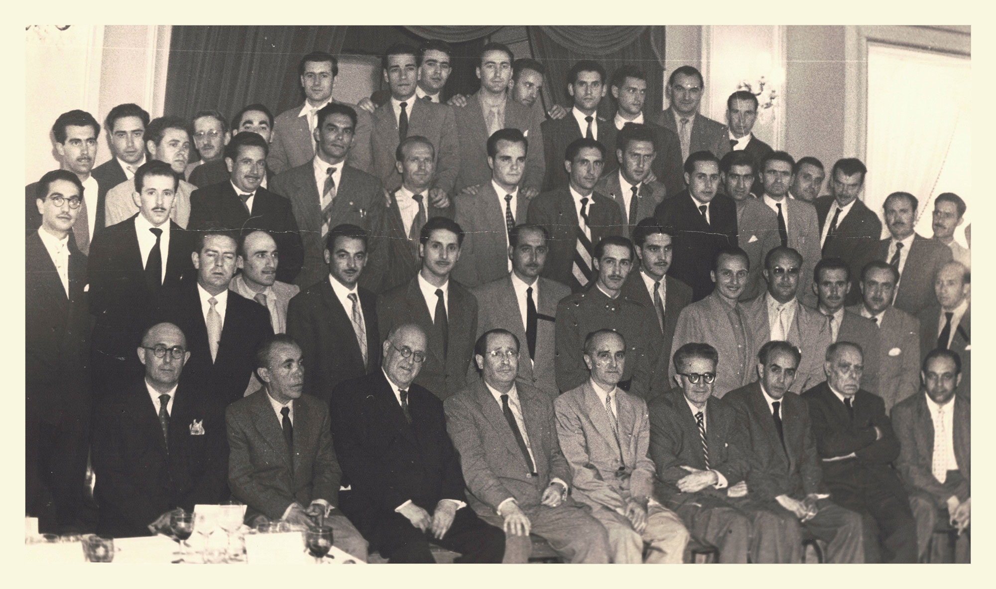 Historia Colegio - Foto Veterinarios - Palencia